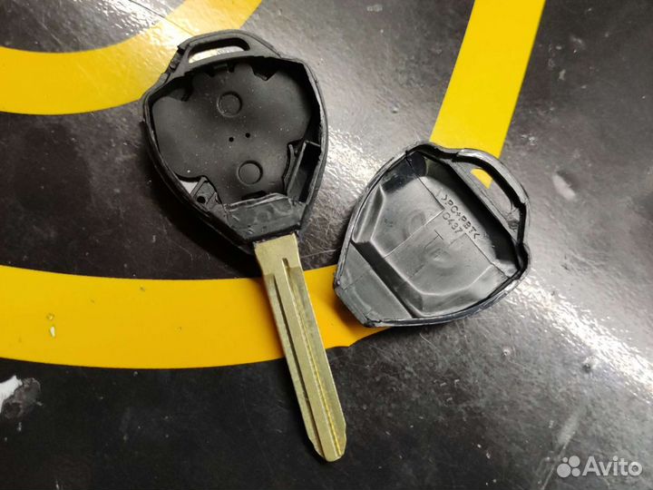 Корпус ключа Toyota RAV4 Corolla