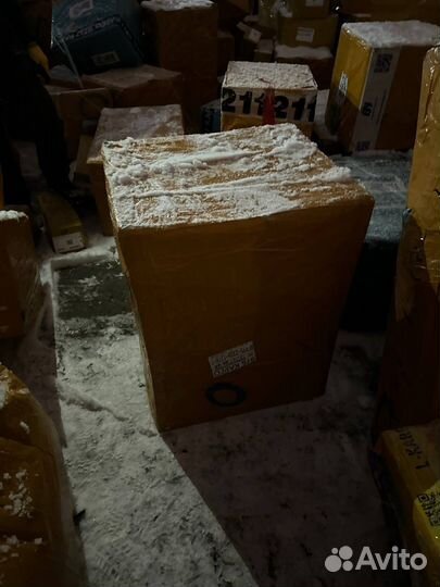 Кроссовки коробка