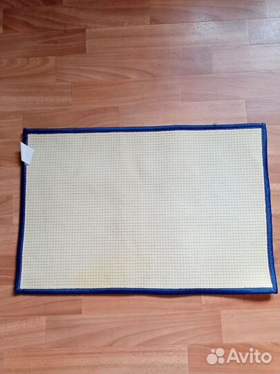 Коврик для ванной