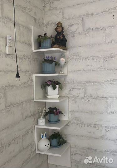 Комод,две полки