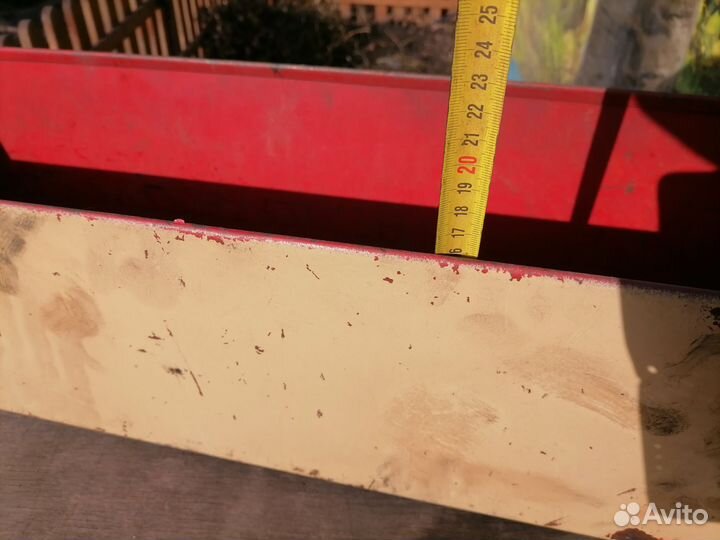 Ящик железный