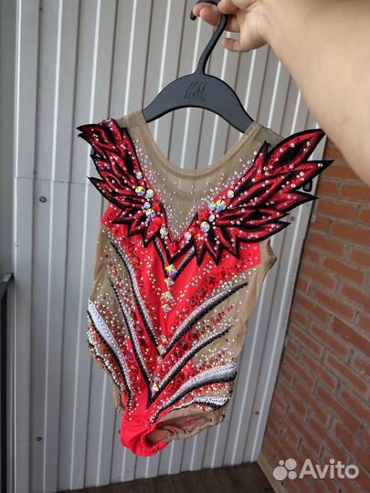 Продам купальник для худ. гимнастики 140-146