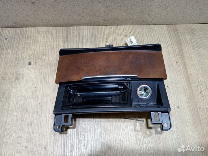 Пепельница audi q7 4l