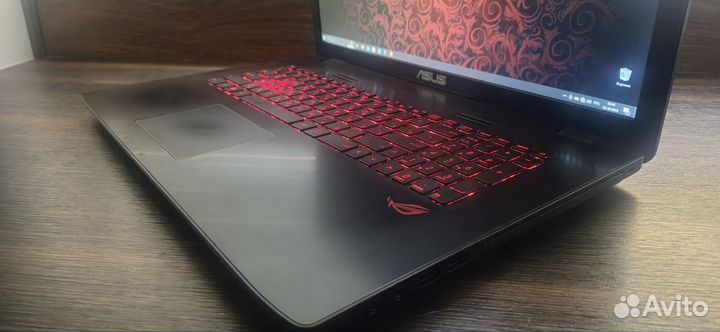 Asus ROG 17'3 FHD