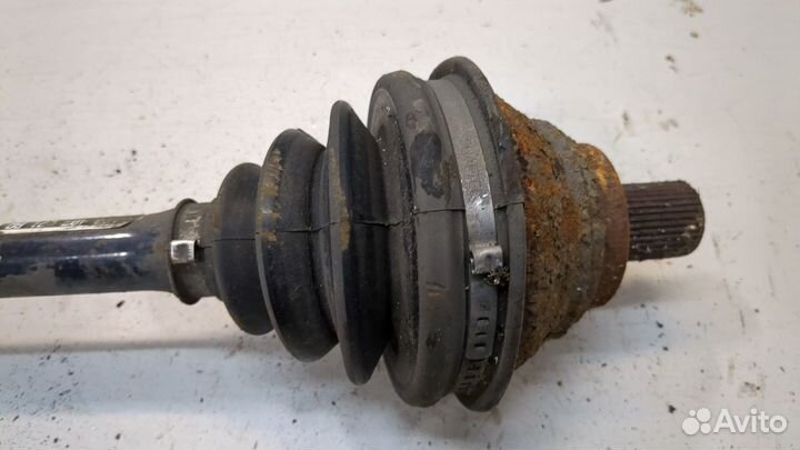 Полуось левая передняя Volkswagen Golf 6