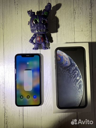 iPhone Xr, 64 ГБ