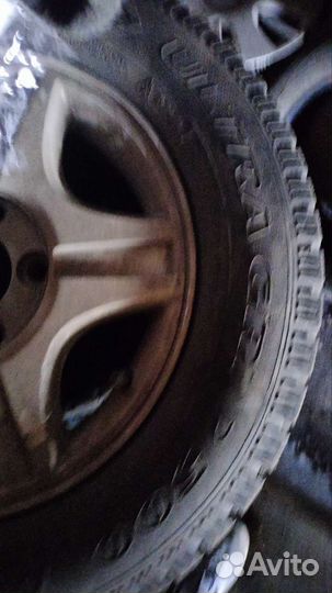 Goodyear UltraGrip 500 225/60 R16