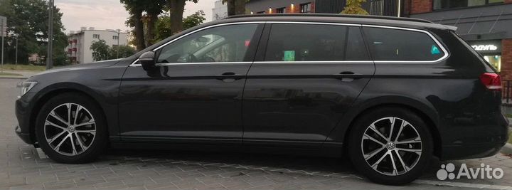 Оригинальный диск vw passat R17