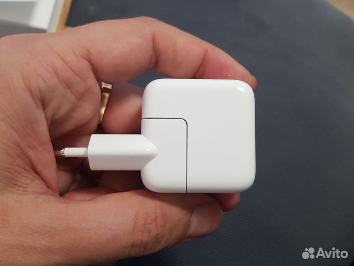 Блок питания APL 12W USB для Айфон белый