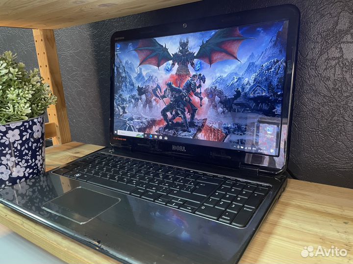 Ноутбук Dell / Core i5 / Radeon / SSD / 4gb