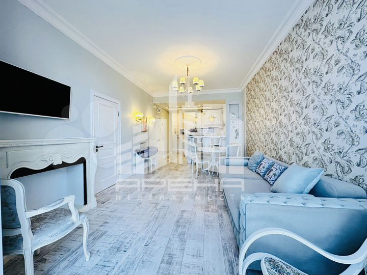 3-к. квартира, 70 м², 3/19 эт.