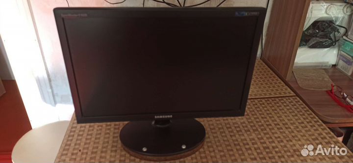 Монитор Samsung 20