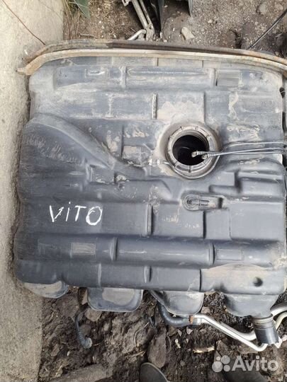 Топливный бак Mercedes Vito 638