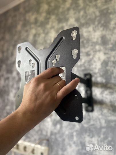 Держатель для телевизора