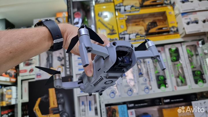 Радиоуправляемый квадрокоптер Hubsan Ace Pro