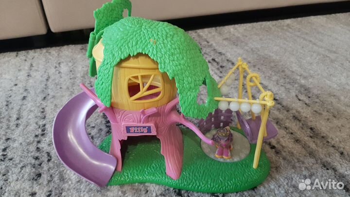 Домик Фили (filly) на дереве, лошадки