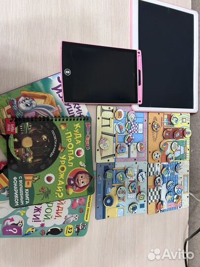 Детские игрушки пакетом, сортеры, книги