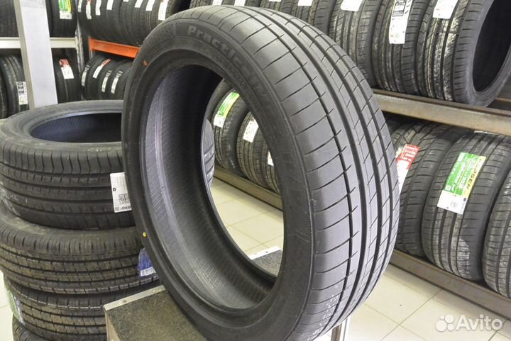 Kapsen RS26 Practical Max HP 225/45 R19 96W