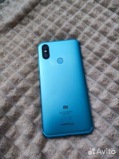 Xiaomi Mi A2, 4/64 ГБ