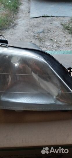 Фара правая рено логан 1