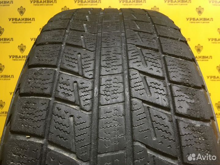 Bridgestone Blizzak Revo1 215/60 R17 96Q