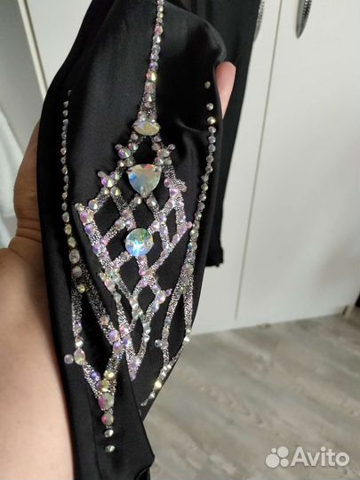 Продается комбинезон для художественной гимнастике