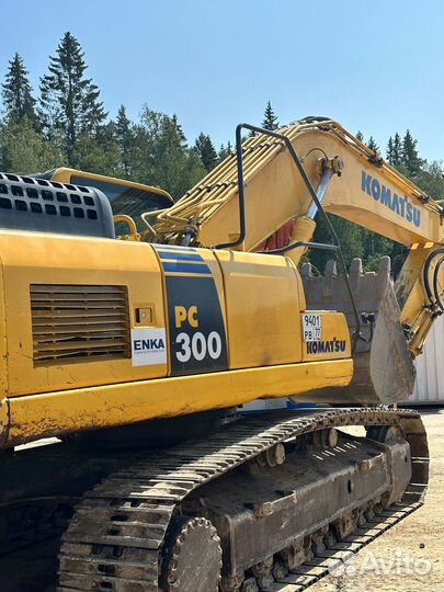 Гусеничный экскаватор Komatsu PC300-8M0, 2019