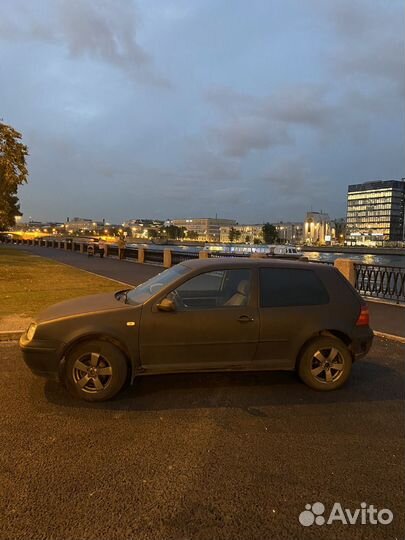 Volkswagen Golf 1.6 МТ, 1999, 315 000 км