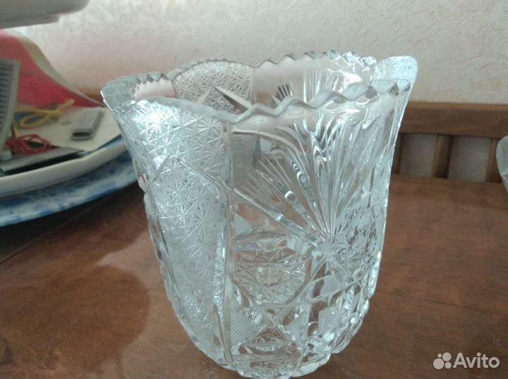 Вазы хрустальные