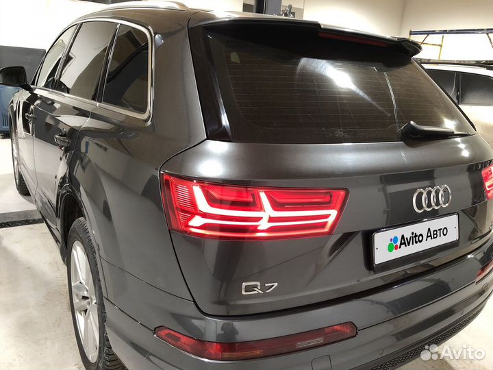 Audi Q7 3.0 AT, 2016, 300 000 км