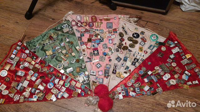 Коллекция советских значков