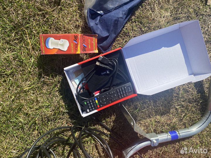 Спутниковая тарелка МТС и приставка