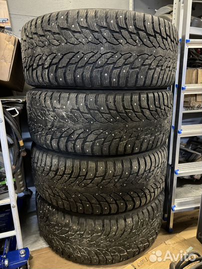 Nokian Tyres Hakkapeliitta 9 SUV 285/45 R22