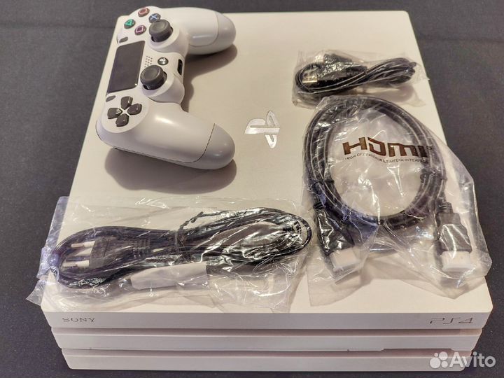 Sony PS4 Pro 1TB CUH-7116 Белая + Гарантия