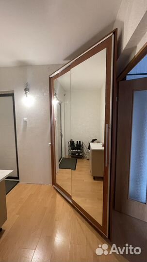 Шкаф купе с зеркалом бу