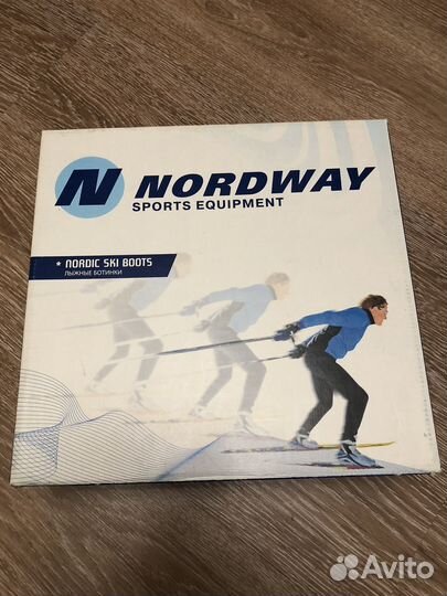 Ботинки детские лыжные