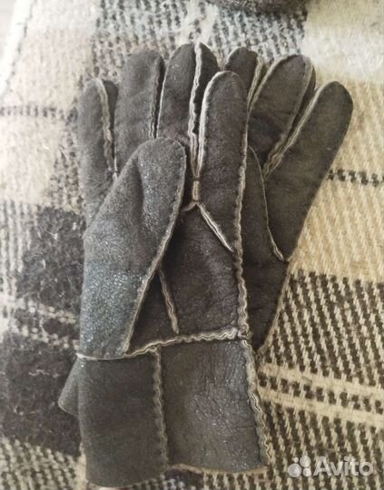 Перчатки, шапки, шерстяные носки