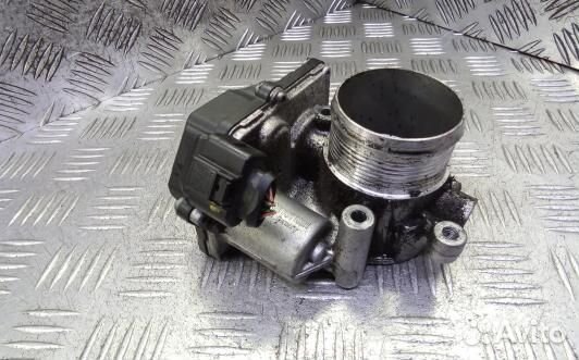 Дроссельная заслонка дизельная audi A4 B8 (6DN02BQ