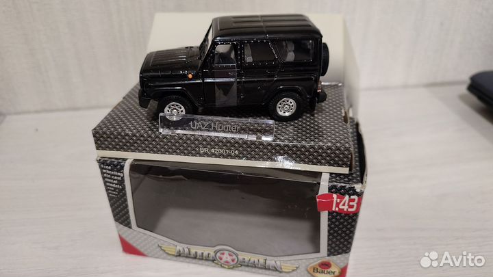 Масштабная модель автомобиля 1:43