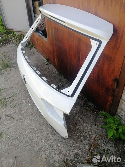 Крышка багажника на Tiguan 2