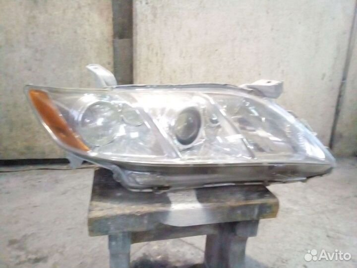 Фара toyota camry 40 б/у