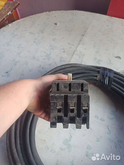 Автоматический трёхфазный выключатель 63А