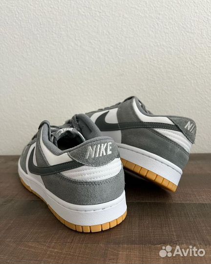 Nike Dunk Low Smoke Grey Gum