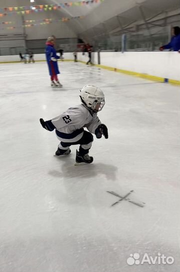 Тренер по хоккею