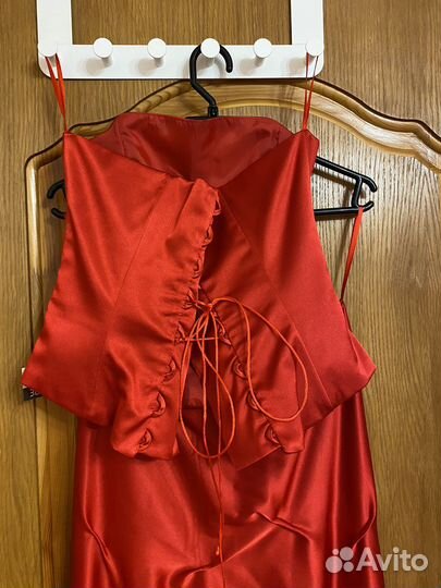 Вечерний костюм