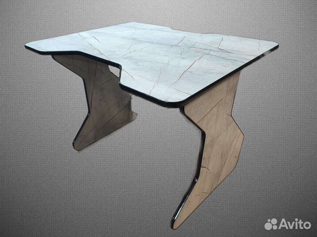 Геймерский компьютерный стол