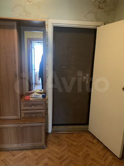 2-к. квартира, 55 м², 8/10 эт.