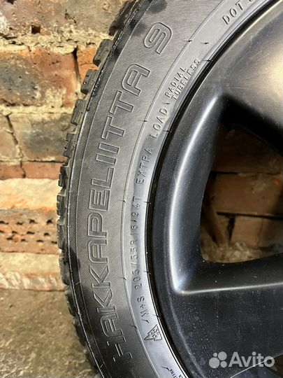 Nokian Tyres Hakkapeliitta 9 205/55 R16 94T