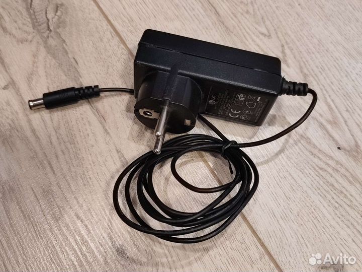 Монитор LG 24