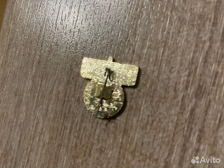 Коллекционный значок 